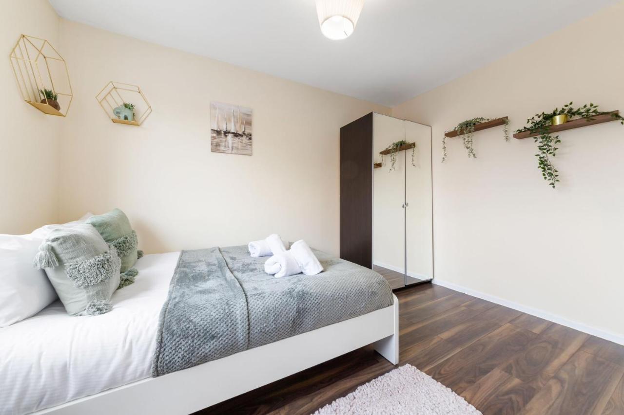 Twickenham Stays Isleworth Extérieur photo
