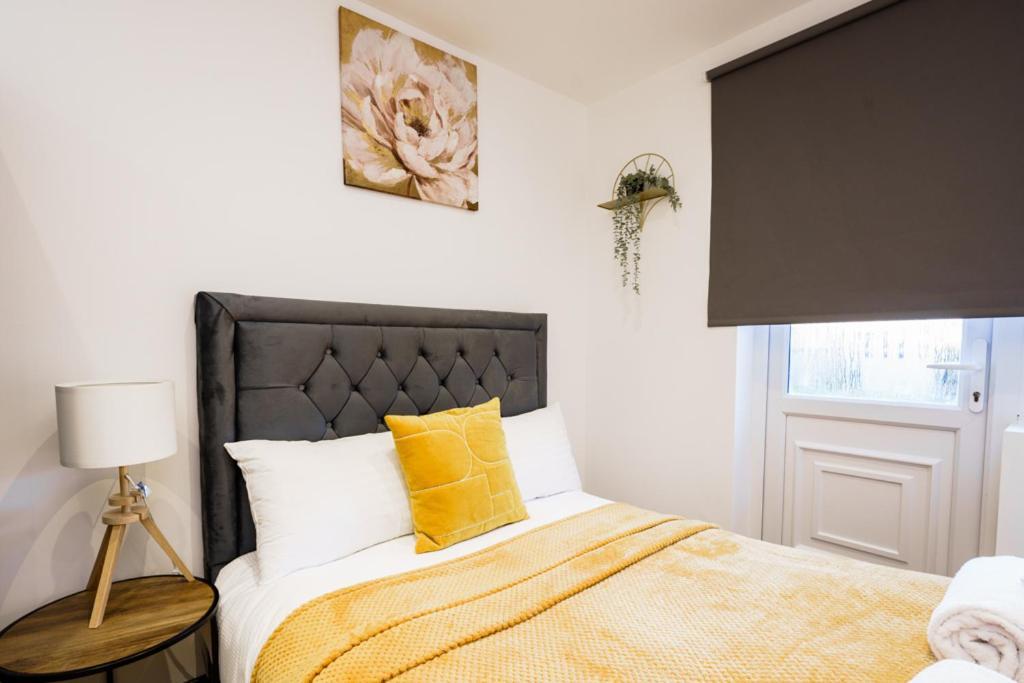 Twickenham Stays Isleworth Extérieur photo